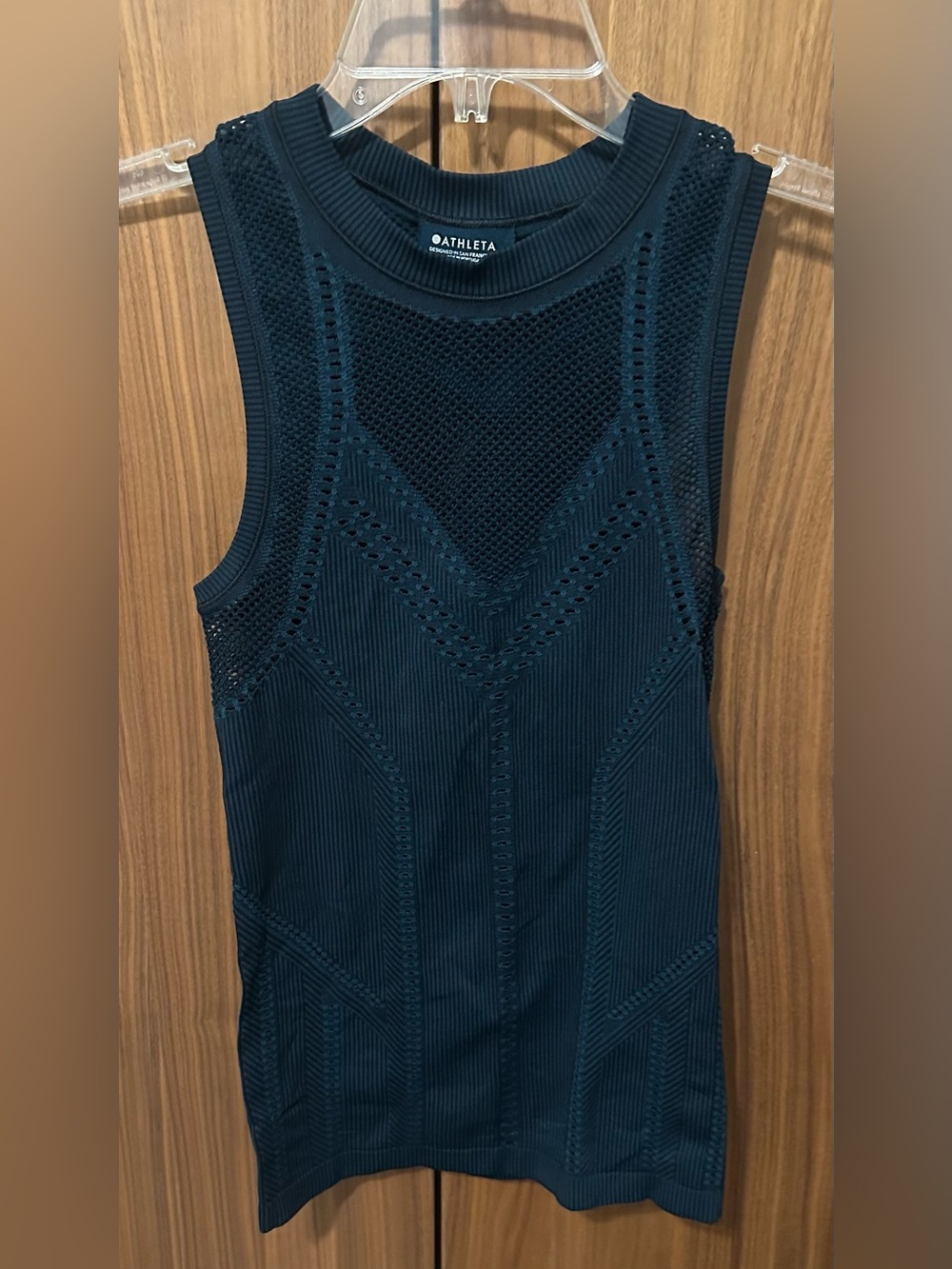 Athleta Textured Knit Sleeveless Tank